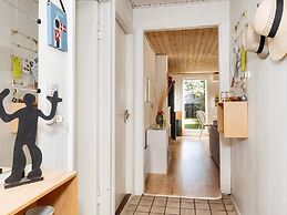 Tranquil Waterside Retreat-by Traum