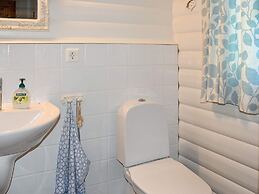 Family Oasis With Lake View-by Traum