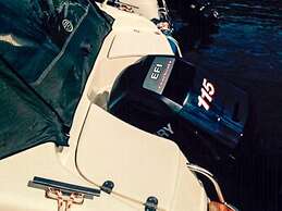 Family Oasis With Lake View-by Traum