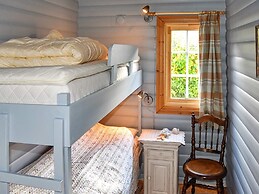 Family Oasis With Lake View-by Traum