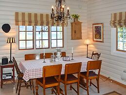 Family Oasis With Lake View-by Traum