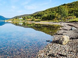 4 Person Holiday Home in Botnhamn