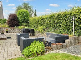 6 Person Holiday Home in Hejls