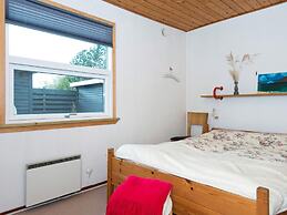 6 Person Holiday Home in Hemmet