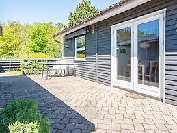 6 Person Holiday Home in Hemmet