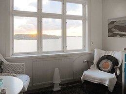 Panoramic Sea Views in Skarhamn-by Traum