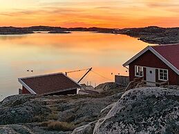 Panoramic Sea Views in Skarhamn-by Traum