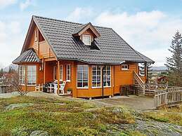 Holiday Home in Austbø