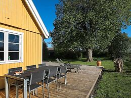 8 Person Holiday Home in Frorup
