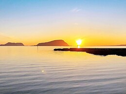 10 Person Holiday Home in Brattvag