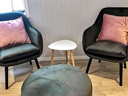 10 Person Holiday Home in Brattvag