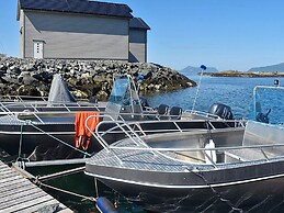 10 Person Holiday Home in Brattvag