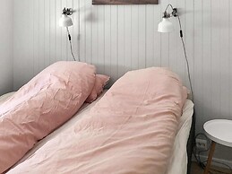 10 Person Holiday Home in Brattvag