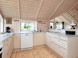 Picturesque Holiday Home in Hovedstaden With Sauna