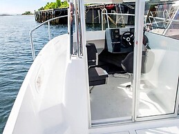 10 Person Holiday Home in Midsund