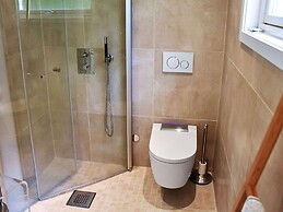 10 Person Holiday Home in Midsund