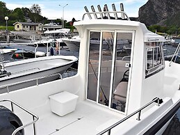 10 Person Holiday Home in Midsund