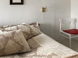 Seaside Retreat in Lyngen-by Traum