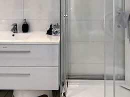 Seaside Retreat in Lyngen-by Traum