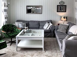 Seaside Retreat in Lyngen-by Traum