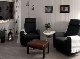 Seaside Retreat in Lyngen-by Traum