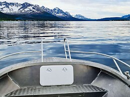 Seaside Retreat in Lyngen-by Traum