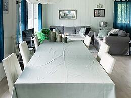 Seaside Retreat in Lyngen-by Traum