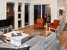 Holiday Home in Lyngstad