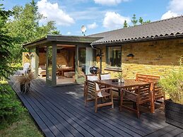Bright Cottage With Garden Terrace-by Traum