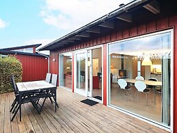 Scenic Golf Retreat-by Traum