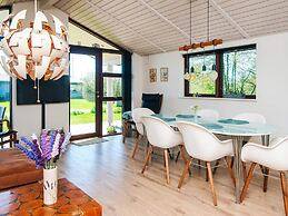 6 Person Holiday Home in Romo
