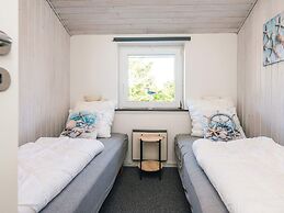 10 Person Holiday Home in Ebeltoft