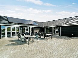 26 Person Holiday Home in Grenaa
