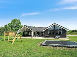 Holiday Home in Grenaa