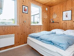 6 Person Holiday Home in Ringkobing