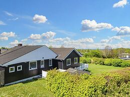 6 Person Holiday Home in Glesborg