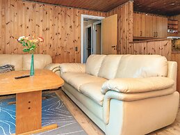 6 Person Holiday Home in Farvang