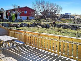 8 Person Holiday Home in Sætervik
