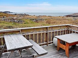 8 Person Holiday Home in Sætervik