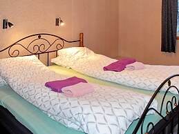 8 Person Holiday Home in Sætervik