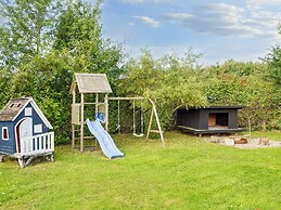 Spacious Retreat in Skovmose-by Traum