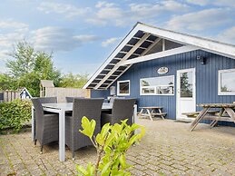 Spacious Retreat in Skovmose-by Traum