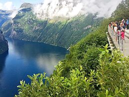 6 Person Holiday Home in Eidsvag