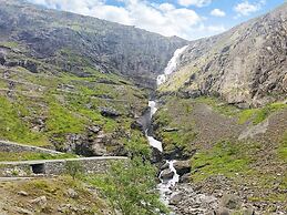 6 Person Holiday Home in Eidsvag