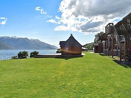 6 Person Holiday Home in Eidsvag