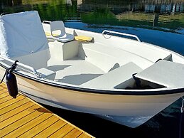 6 Person Holiday Home in Eidsvag