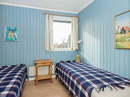 6 Person Holiday Home in Børkop
