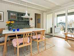 6 Person Holiday Home in Børkop