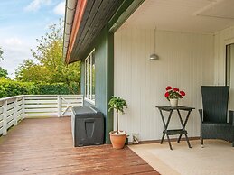 6 Person Holiday Home in Børkop