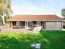 7 Person Holiday Home in Grenaa